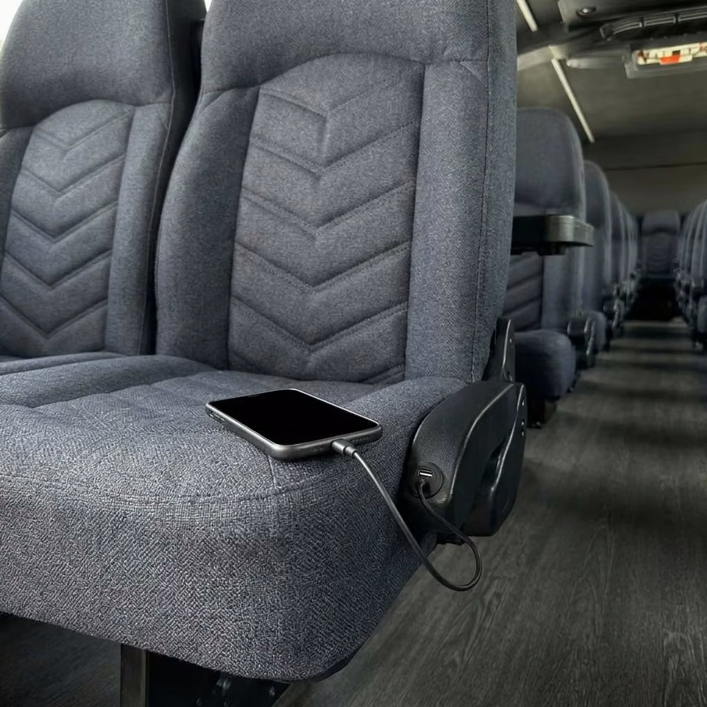 dunedin 25 passenger minibus usb charging