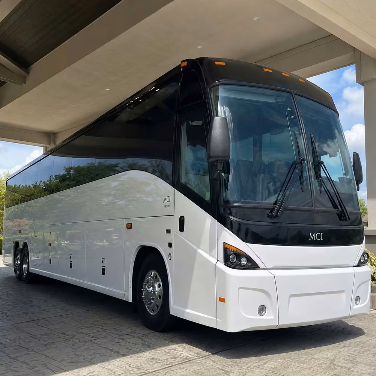 dunedin discreet private shuttles for generals and visiting vips