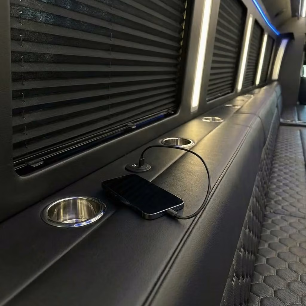 dunedin party bus usb charging